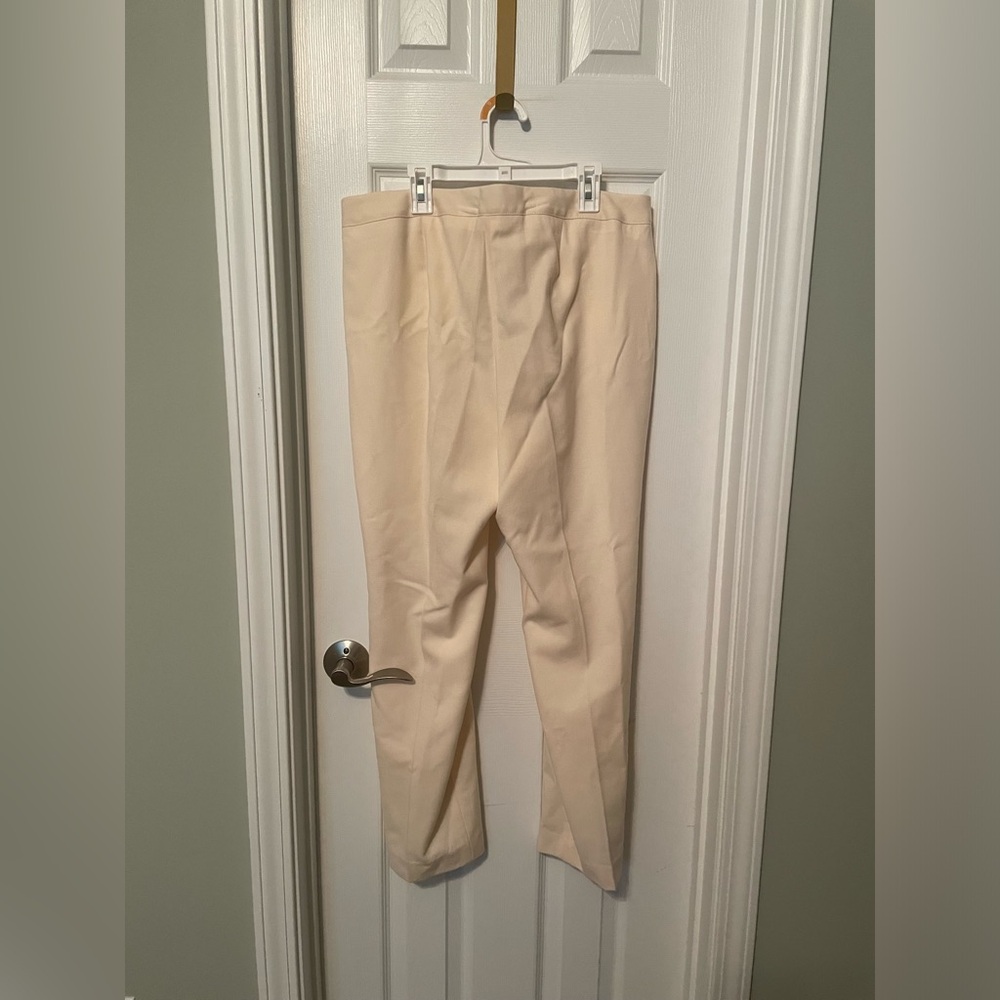Talbots. Heritage pants. - Picture 2 of 4